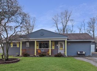 7412 Fairview Dr, Blanchester, OH 45107