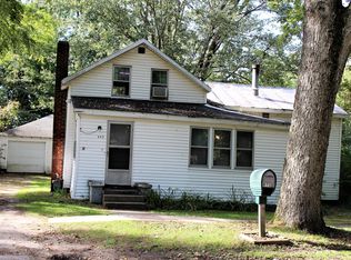 445 Riverside Dr, Constantine, MI 49042