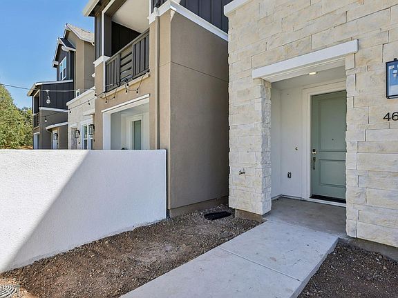 3rd image of 469 Semillon Lane