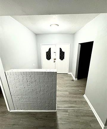 4th image of 4413 Woodland Dr