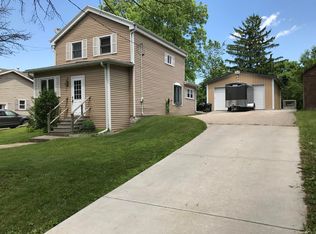 303 N 8th St, Delavan, WI 53115