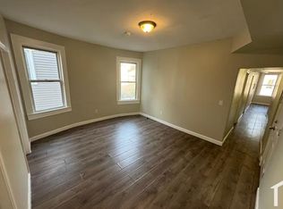 46 Fabyan Pl FLOOR 2, Newark, NJ 07108
