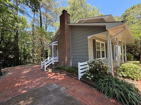 2nd image of 808 Buckle Ct