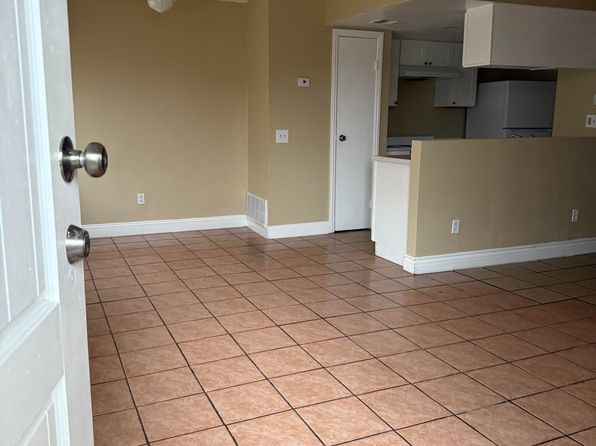 3446 Rainbow Ln