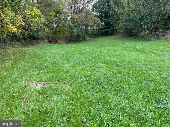 11 Walnut St, Harrisburg, PA 17113