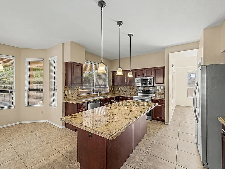 1819 E Cascade Dr — Photo 19