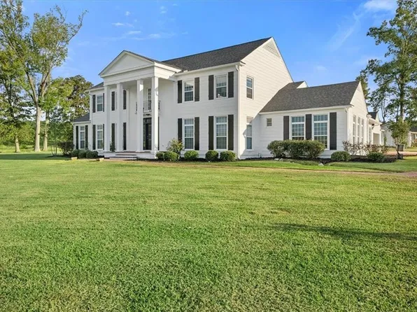 1951 E Third St, Forest, MS 39074