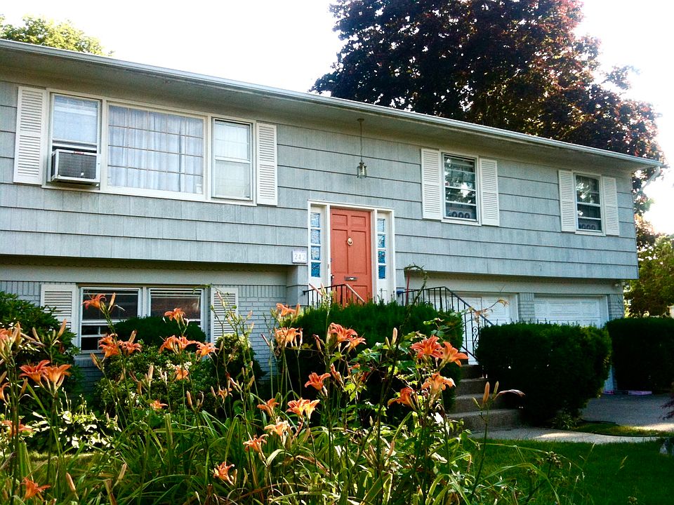 1st image of 242 Lakeview Ave