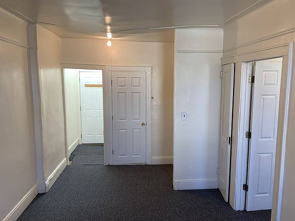 2nd image of 172 Street Ave #2-46