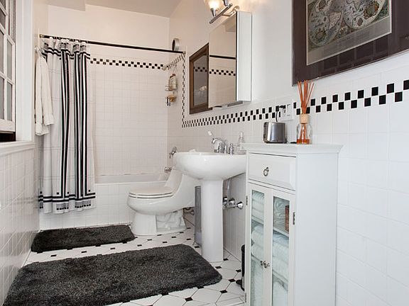 3rd image of 2109 Broadway APT 940