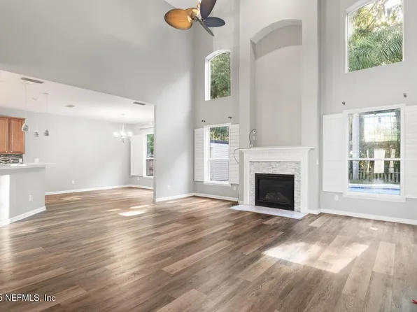 700 REFLECTION COVE Road E, Jacksonville, FL 32218