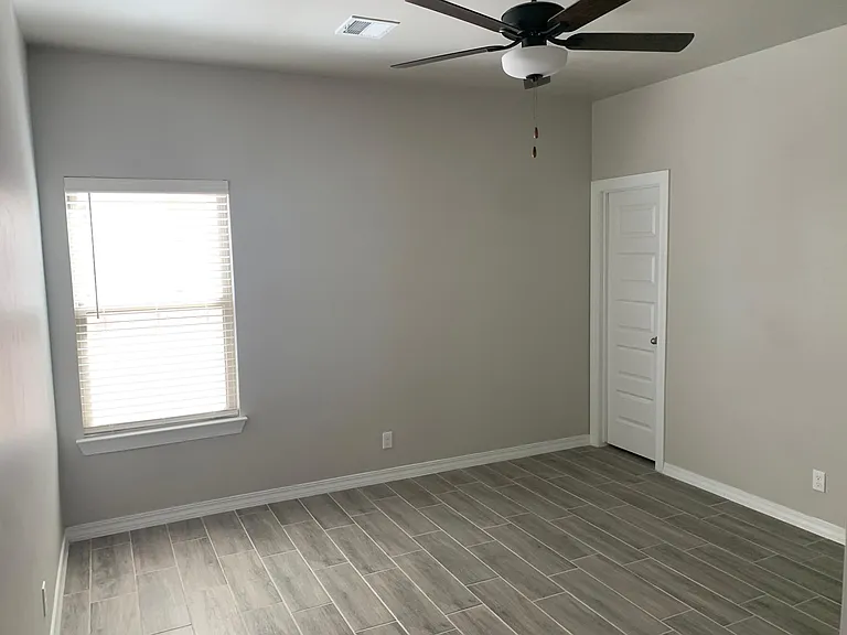 336 Hemley Rd — Photo 8