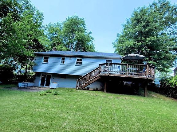 3rd image of 1809 Warren Dr