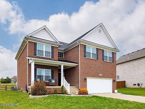 2nd image of 203 Copper Creek Dr