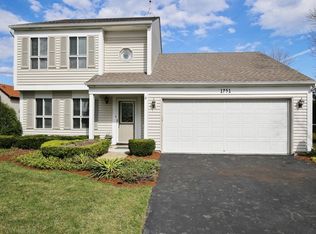 1751 Wausau Ln, Gurnee, IL 60031