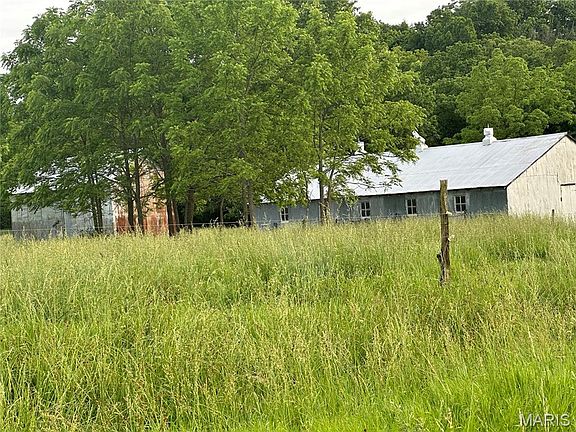 4th image of 785 Buck Holler Ln