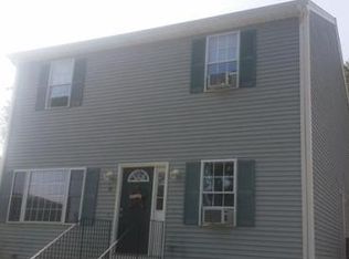 39 Denver St, Fall River, MA 02721