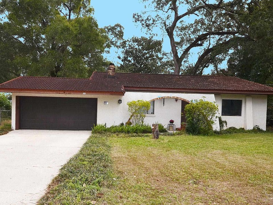 1st image of 5910 Sarah Dr