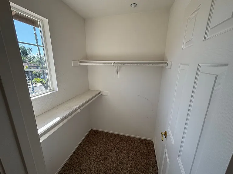 1163 Via Vista Dr — Photo 16