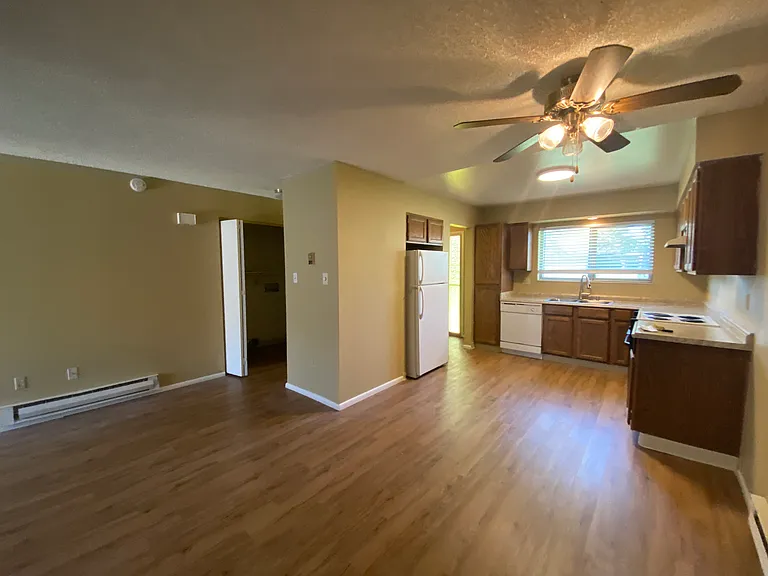 464 Smithridge Park — Photo 4