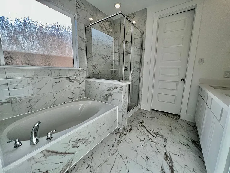 120 Green Knoll Ln — Photo 27