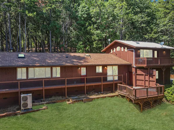 648 Greentree Loop, Grants Pass, OR 97527