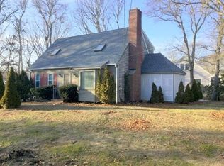 7 Bedford St, East Falmouth, MA 02536