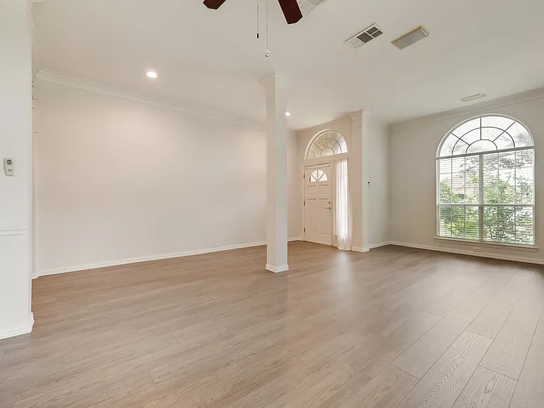 9301 Preston Trl — Photo 18