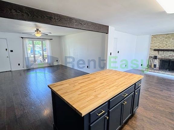 5th image of 4225 Grove Ct