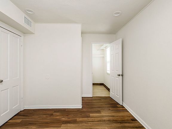 5th image of 4016 1/2 W 102nd St