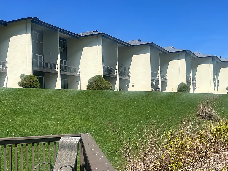 400 Narragansett Pkwy #EI-2 — Photo 5