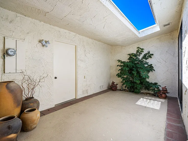 44825 Guadalupe Dr — Photo 9