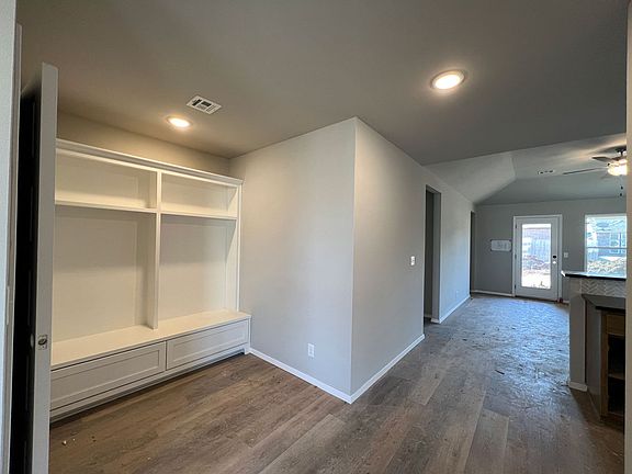 4th image of 13012 E 124th St