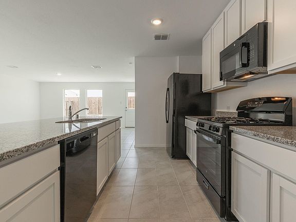 4th image of 1516 Vattier St