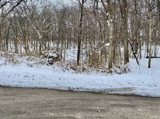 17 Carribean Dr, Putnam, IL
