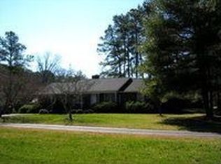 121 Poplar Grove Ln, Mathews, VA 23109