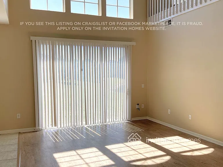 1543 Sun Meadow Dr — Photo 3