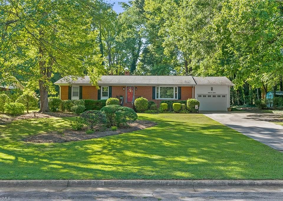 1st image of 2118 Belmont Dr