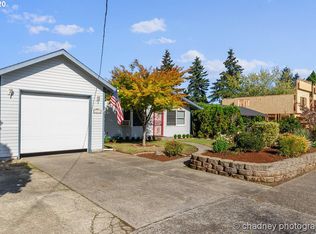 11711 NE Sacramento St, Portland, OR 97220