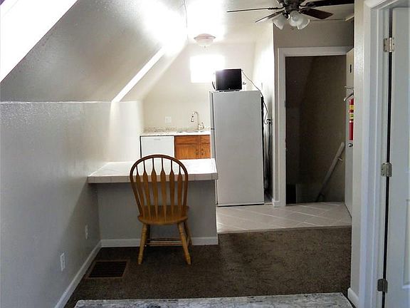 2nd image of 1334 E 4th St
