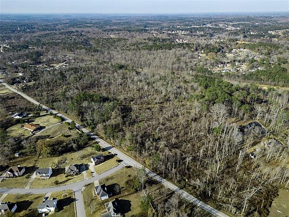 4th image of 925 McDaniel Mill Rd SW