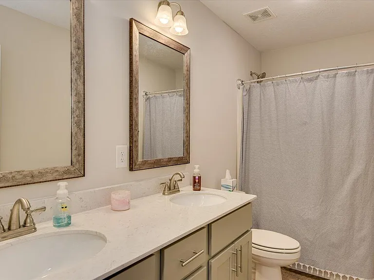 533 Fermoy Ln — Photo 35