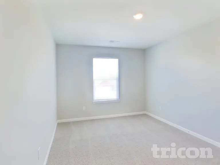 1658 Fairmount Dr — Photo 10