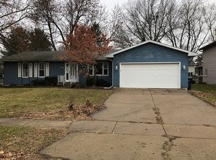 4741 Barberry Ct, Decatur, IL 62526