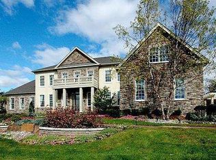 1000 Azlen Ln, Chalfont, PA 18914