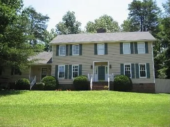 46 Hidden Brook Ln, Signal Mountain, TN 37377