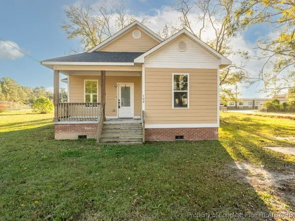 109 W Elm St, Rowland, NC 28383