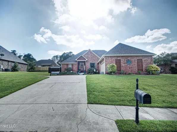 868 Willow Grande Cir, Brandon, MS 39047