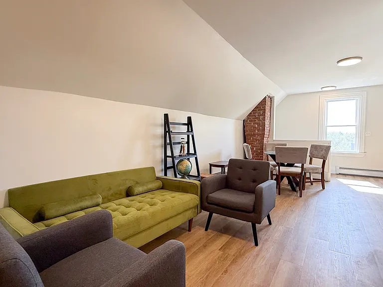 251 Fairfield Ave #2 — Photo 4