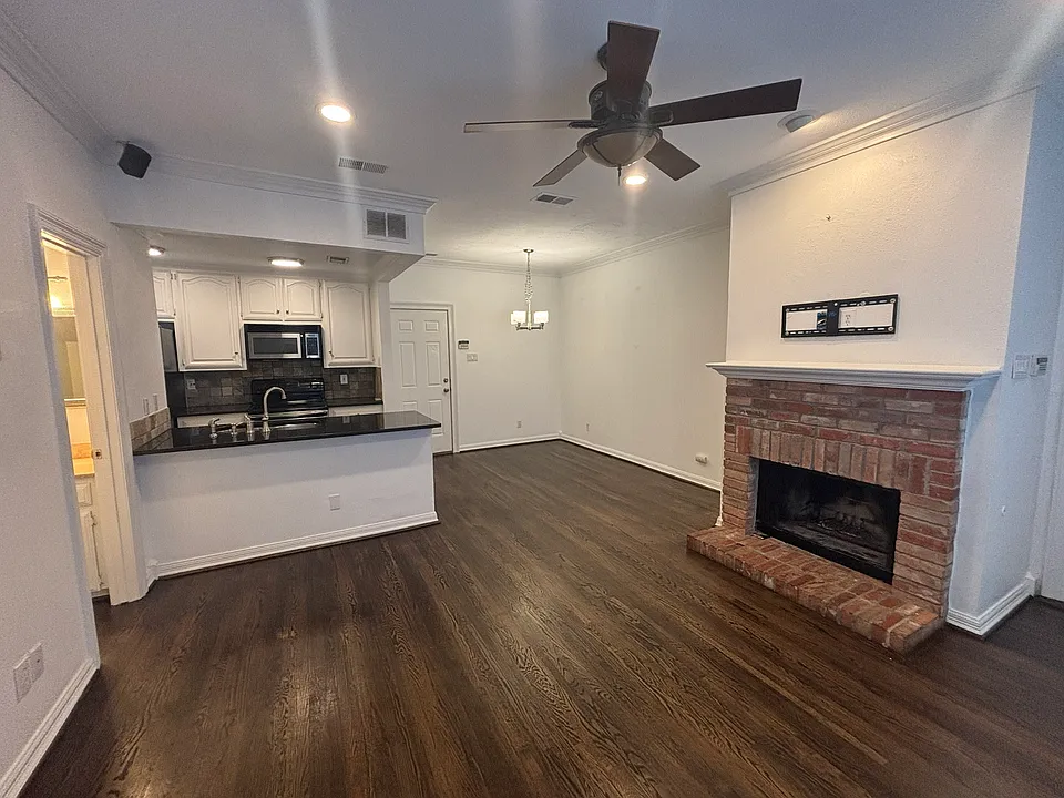 3412 McFarlin Blvd #F